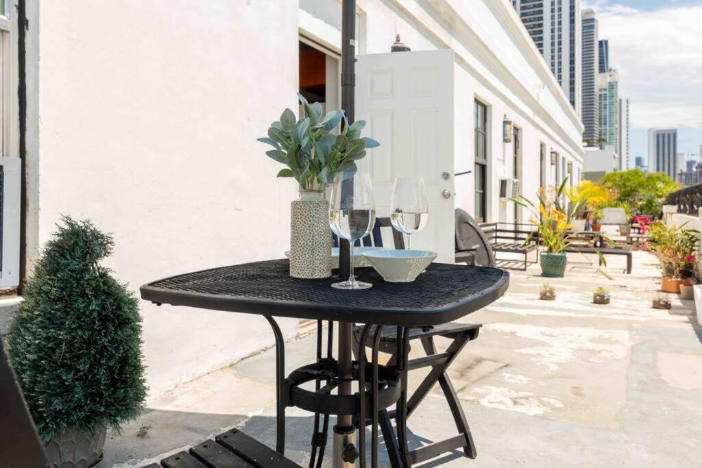 Apartamento Downtown 1-Br With Balcony - 5 Minutes To Wynwood Miami Exterior foto